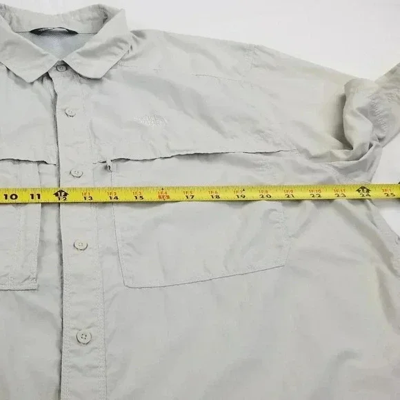 The North Face Men's Embroidered Logo XL Shirt - Picture 3 of 8